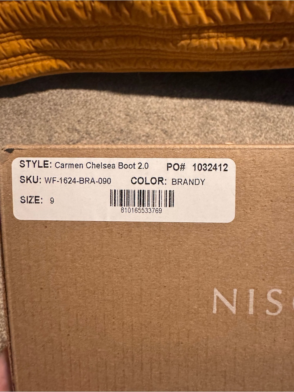 Nisolo Brandy Leather Carmen Chelsea Boots Size 9 - Picture 4 of 4